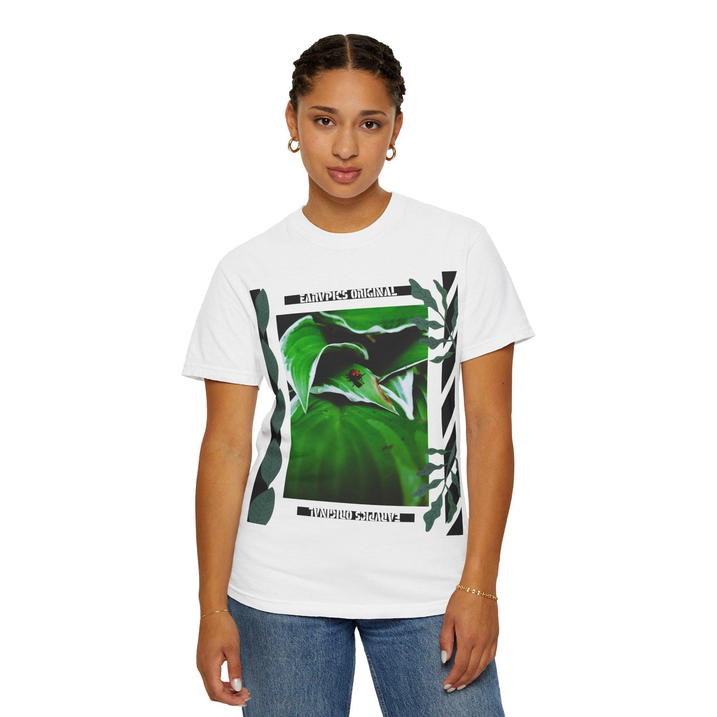 Green Leaf Art T-Shirt "shine" | Nature Lover Tee, Eco-friendly Shirt, Gift for Plant Mom, Casual Wear, Summer Outfit, Unisex Clothing